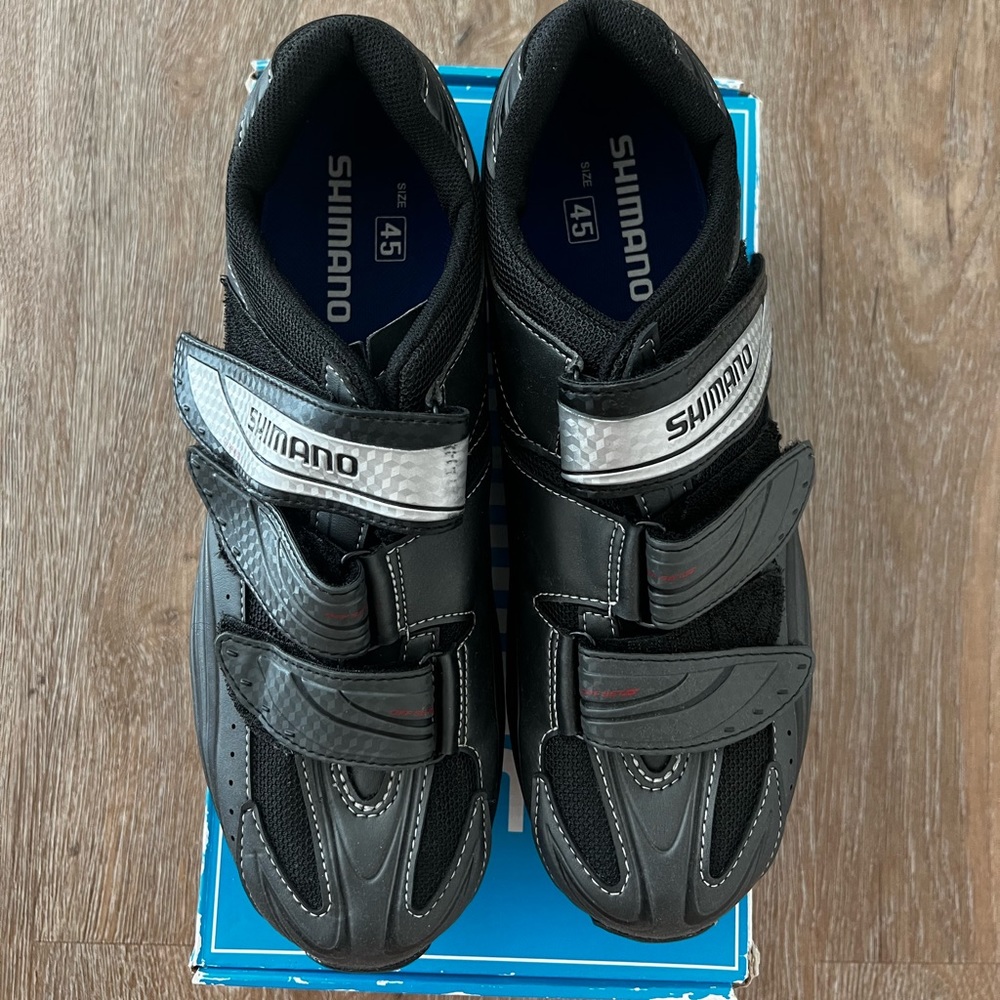 Shimano Pedaling Dynamics M077 cycling shoes